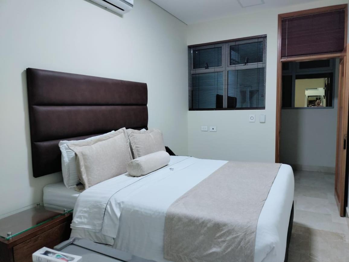 Hotel Dorado La 70 Medellin Exterior photo